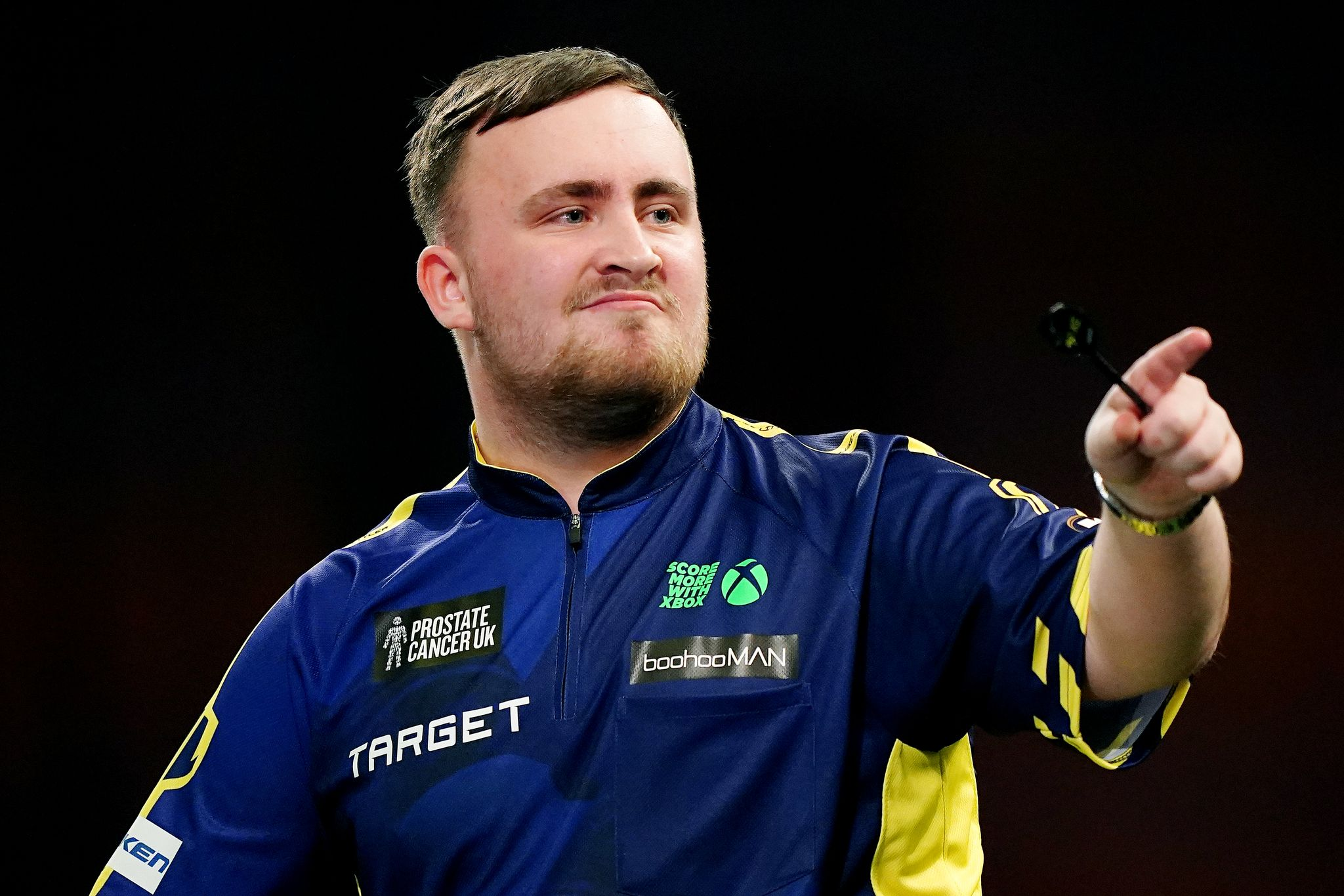 Darts-Sensation: Luke Littler wird mit 18 Nummer 1