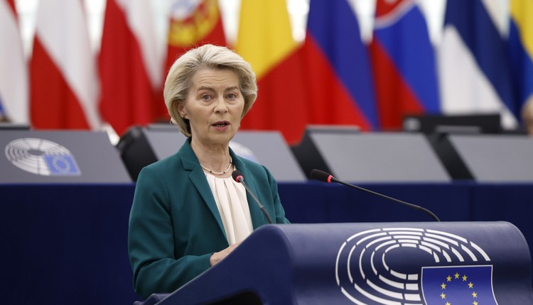 Wotum nieufności dla Komisji Europejskiej. PE zdecydował