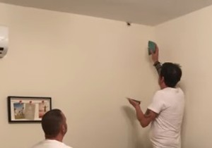 Pauk i muškarci prtscn Youtube ViralHog