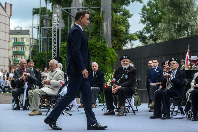 Andrzej Duda mówił, że powstańcy są "bohaterami" i "wzorem dla młodego pokolenia"