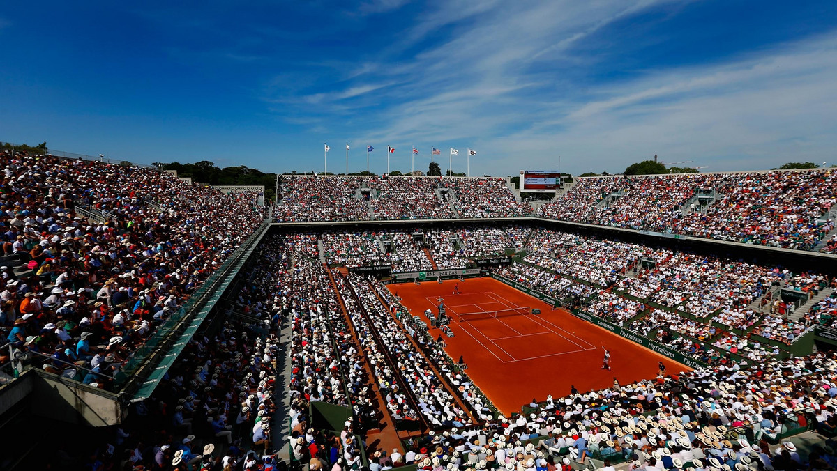 Organizatorzy drugiego w sezonie wielkoszlemowego turnieju na kortach im. Rolanda Garrosa powiększyli pulę nagród o cztery mln euro i wyniesie ona łącznie ponad 32 mln.
