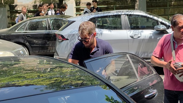 Joca Stefanović izveo suprugu i sina iz porodilišta