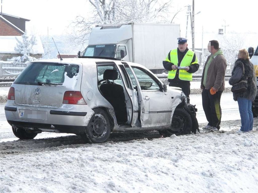 Polska znów pod śniegiem! Jest ciężko!