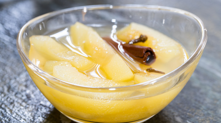 Hidegen és melegen is fogyasztható az almakompót/Fotó: Shutterstock
