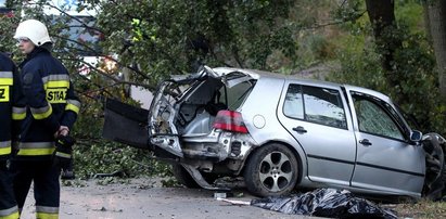 Tragiczny wypadek szóstki 20-latków. Nie żyją trzy osoby...