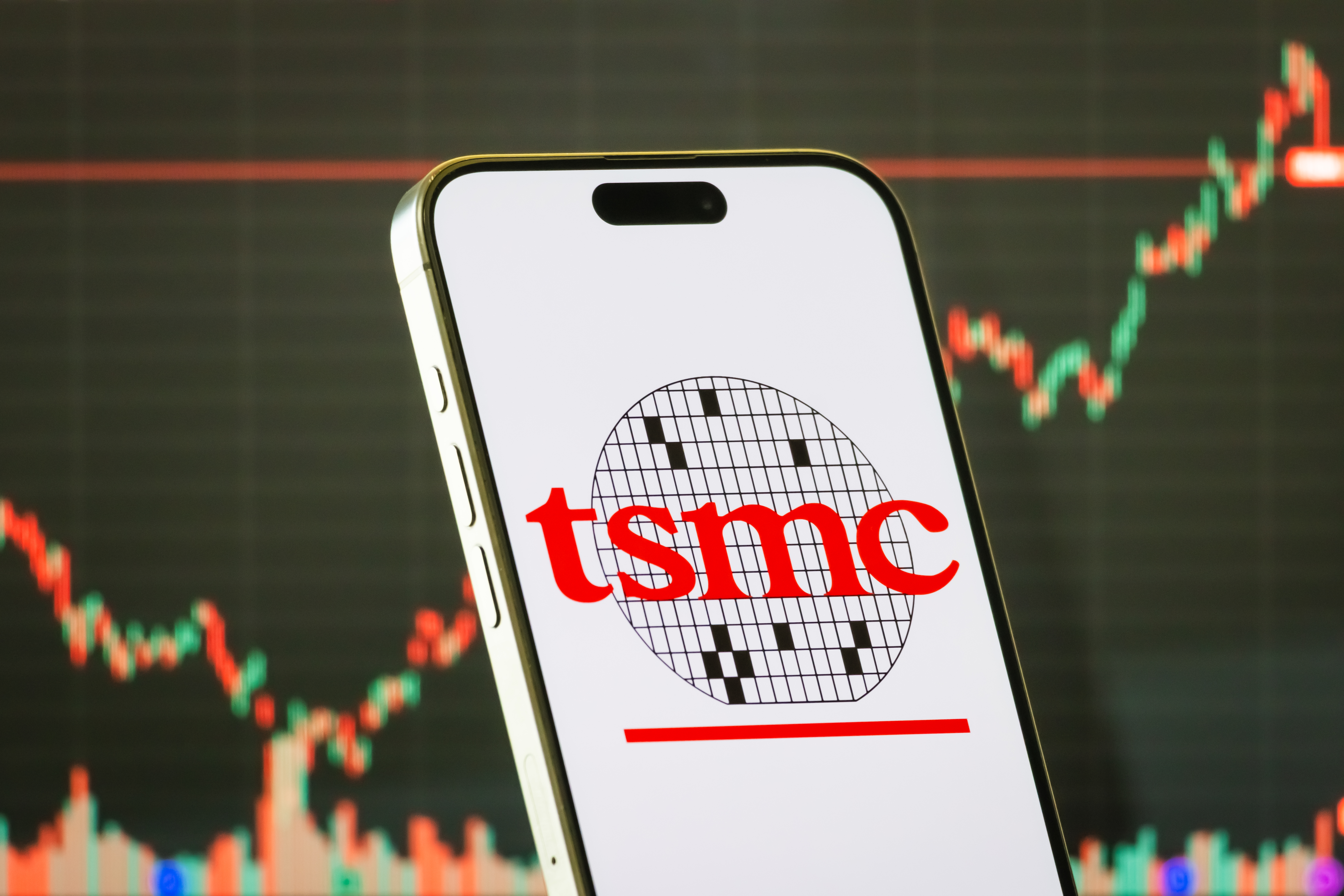 TSMC batte le attese: +20,5% dissipa paure di una bolla IA