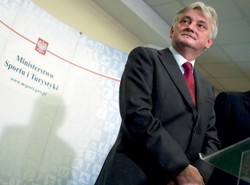 Statut warunkiem odnowy PZPN