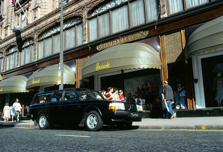 Czterdzieści lat volvo 240