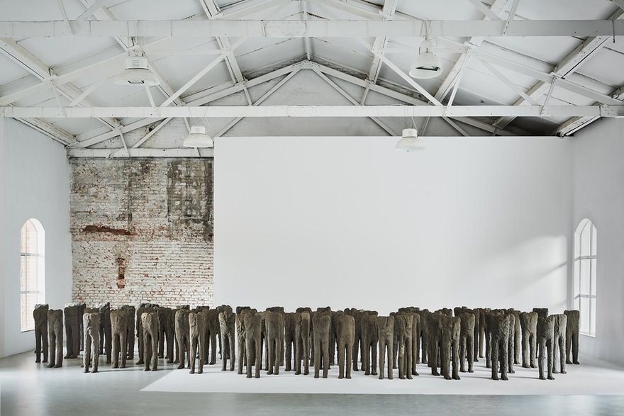 Magdalena Abakanowicz -"Bambini" (1998-1999)