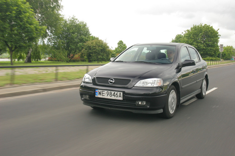 Opel Astra – asterix