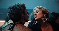 Wywołał kontrowersje i porównywano go do "365 dni". Kiedy emisja "Pokusy" z Heleną Englert w śmiałych scenach?