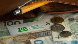 dodatkowe obciążenie pracownika może przesądzić o kwalifikacji nagłego