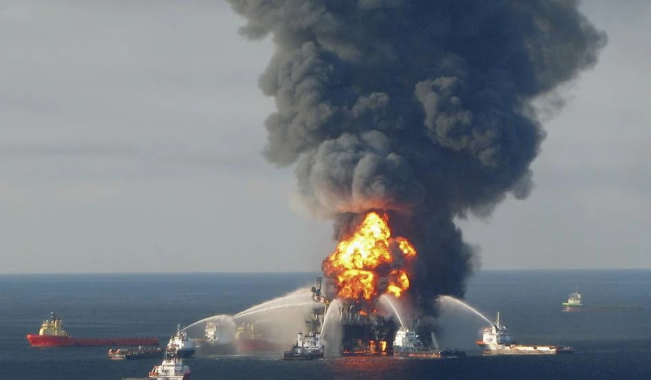 U jednoj od najgorih eksplozija na bušotinama poginulo je 11 ljudi