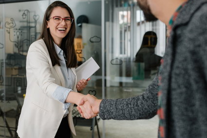 Jak wyróżnić się na rozmowie o pracę? Eksperci zdradzają cztery sprawdzone sposoby