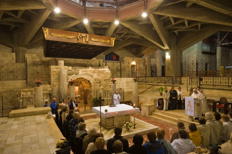 Bazylika Zwiastowania w Nazarecie. Według Tradycji stoi ona w miejscu, gdzie Archanioł Gabriel zwiastował Maryi, że zostanie Matką Syna Bożego