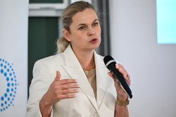 Prace domowe zadawane czy nie? Ministra Nowacka odniosła się do krytyki