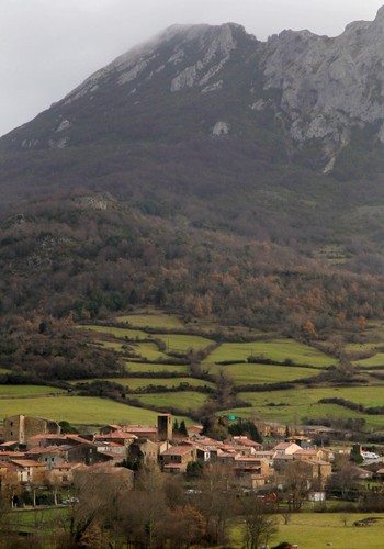 Pic de Bugarach we Francji - góra, na której przetrwasz koniec świata?