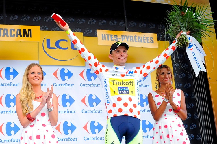 To one całują Rafała Majkę na Tour de France