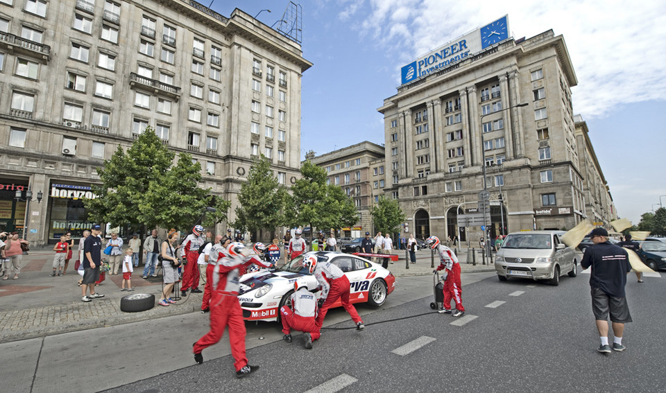 Pit Stop w centrum Warszawy, Verva, Porsche