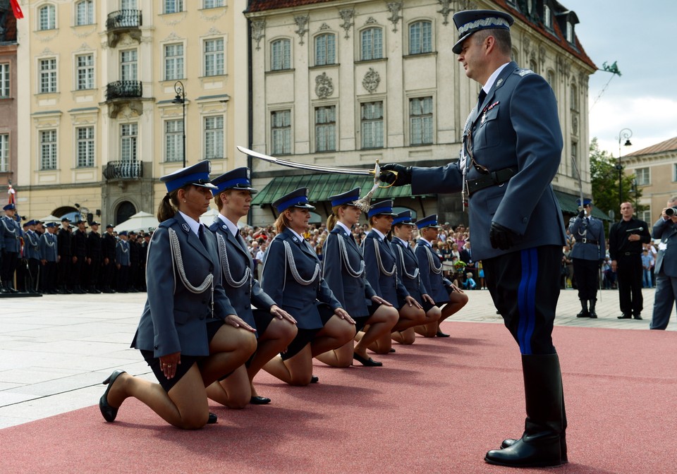 WARSZAWA ŚWIĘTO POLICJI OBCHODY