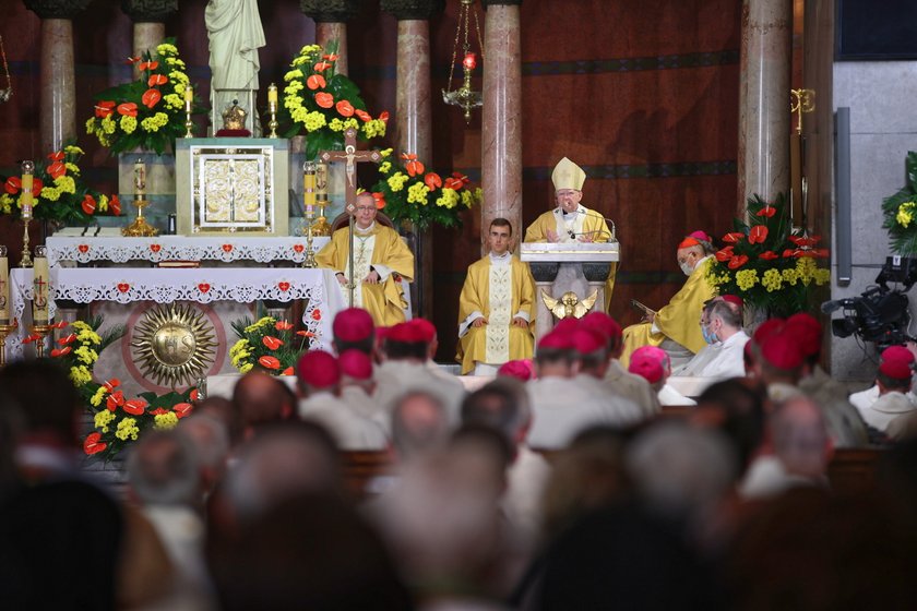 Biskupi znów przepraszają za zwyrodniałe żądze