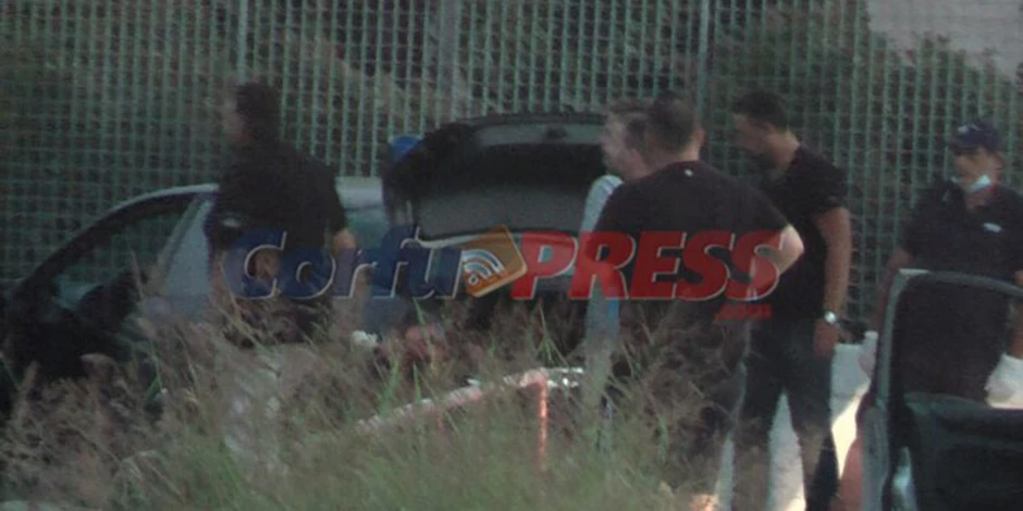 Ubijeni su u automobilu ispred vile