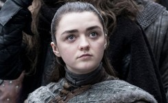 'Gra o tron': Maisie Williams myślała, że jej erotyczna scena to żart twórców serialu
