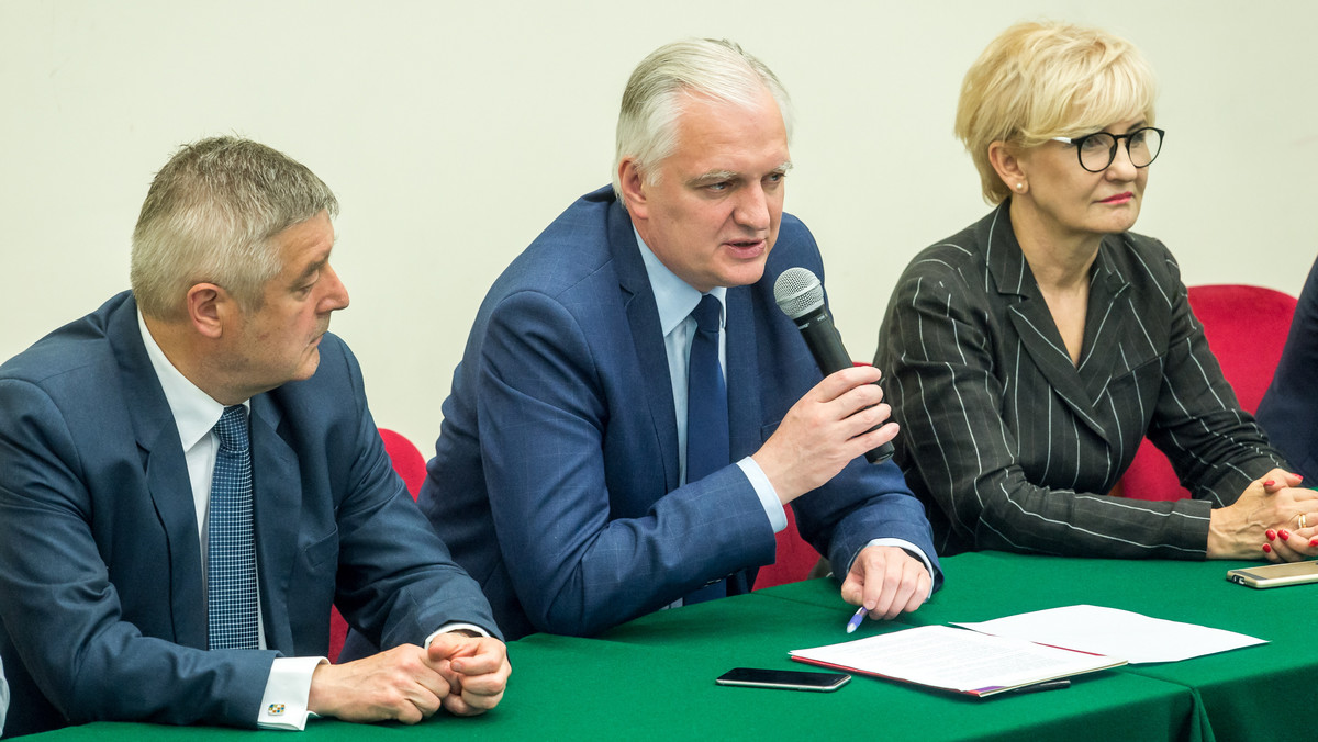 Od ponad roku Bydgoszcz walczy o utworzenie w mieście autonomicznego Uniwersytetu Medycznego, który miałby powstać na bazie Collegium Medicum. Planom tym sprzeciwia się rząd, co potwierdziły słowa ministra nauki Jarosława Gowina.