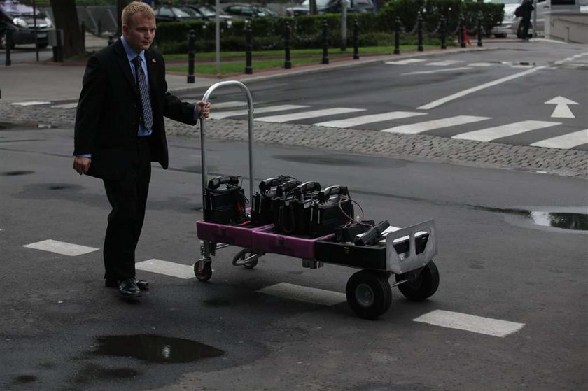 Obama śpi w hotelu zamienionym w twierdzę