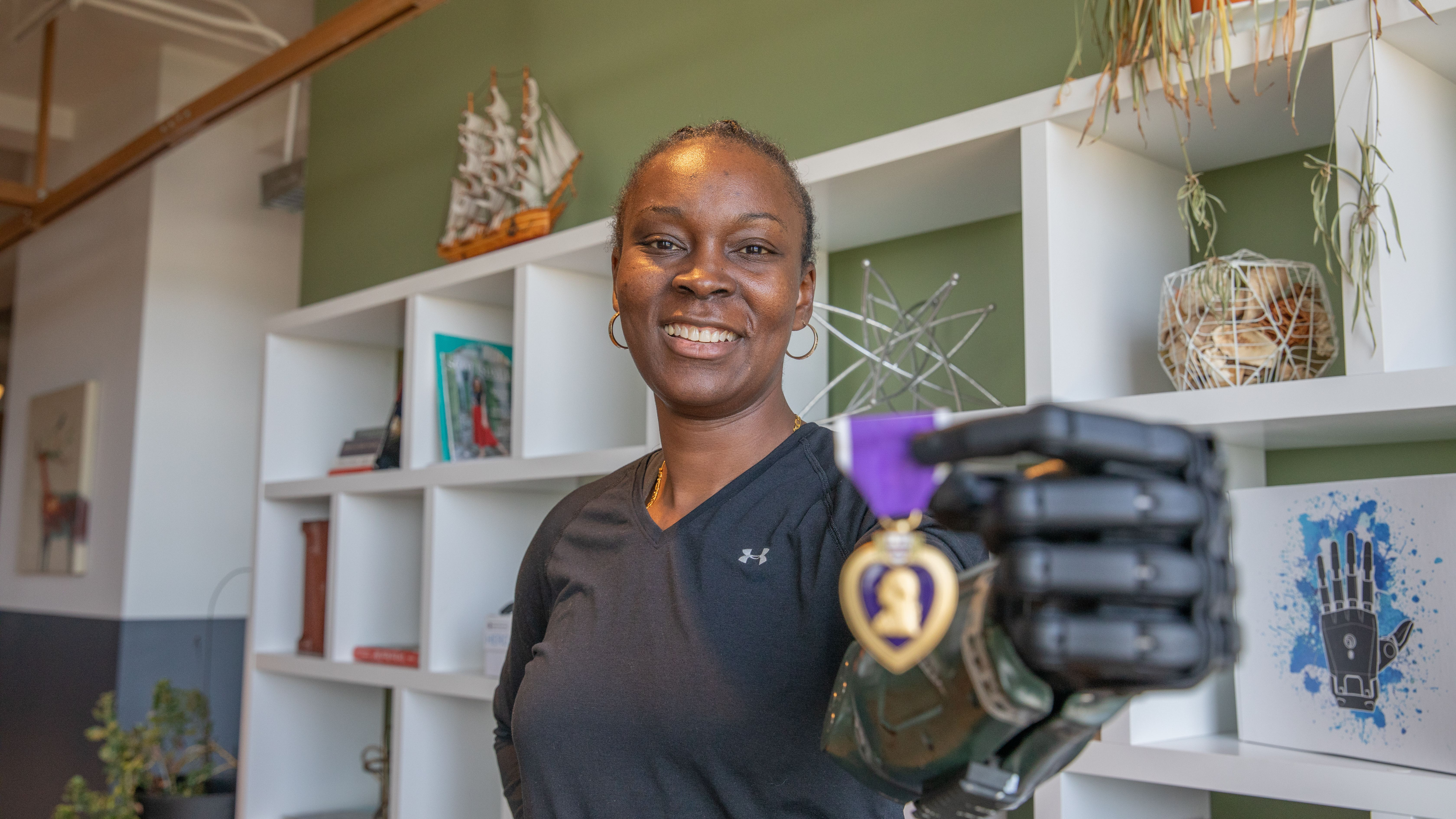 Iraq veteran receives world's first rugged bionic arm