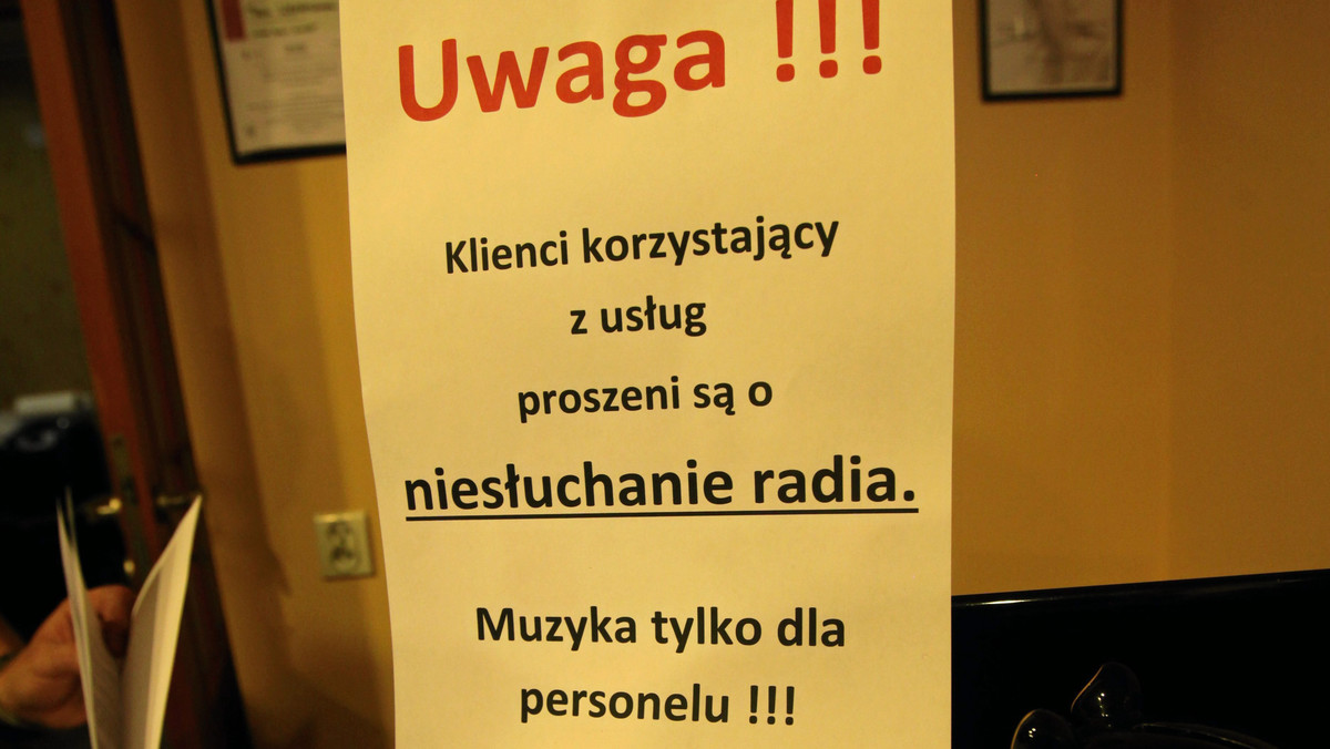 Stowarzyszenie Autorów ZAiKS złożyło odwołanie od orzeczenia sądu ws. niepłacenia tantiem za muzykę emitowaną z radia w małym zakładzie fryzjerskim w Wałbrzychu (wo. dolnośląskie). W kwietniu sąd pierwszej instancji oddalił pozew ZAIKS-u.