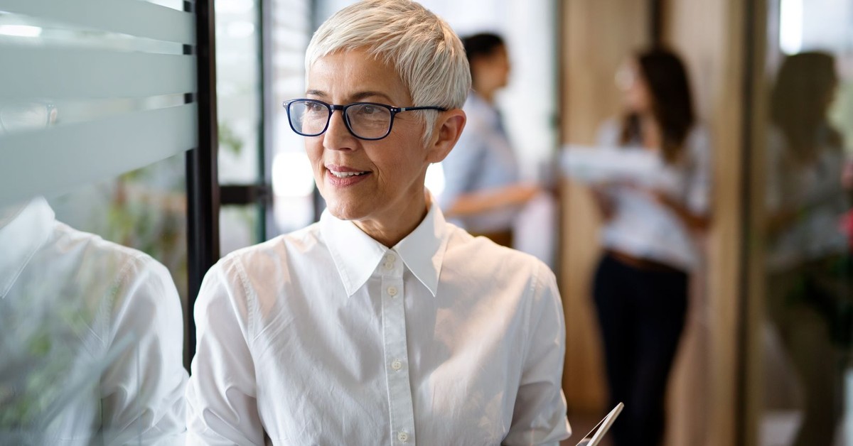 Po 50 roku życia pracownicy mają prawo do tego świadczenia. Co najmniej 1800 złotych, a przeciętnie ponad 4300 złotych brutto