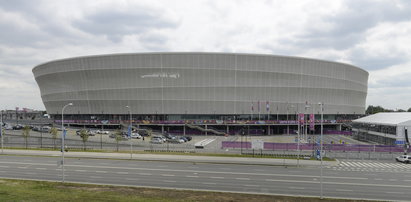 Stadion jest na minusie