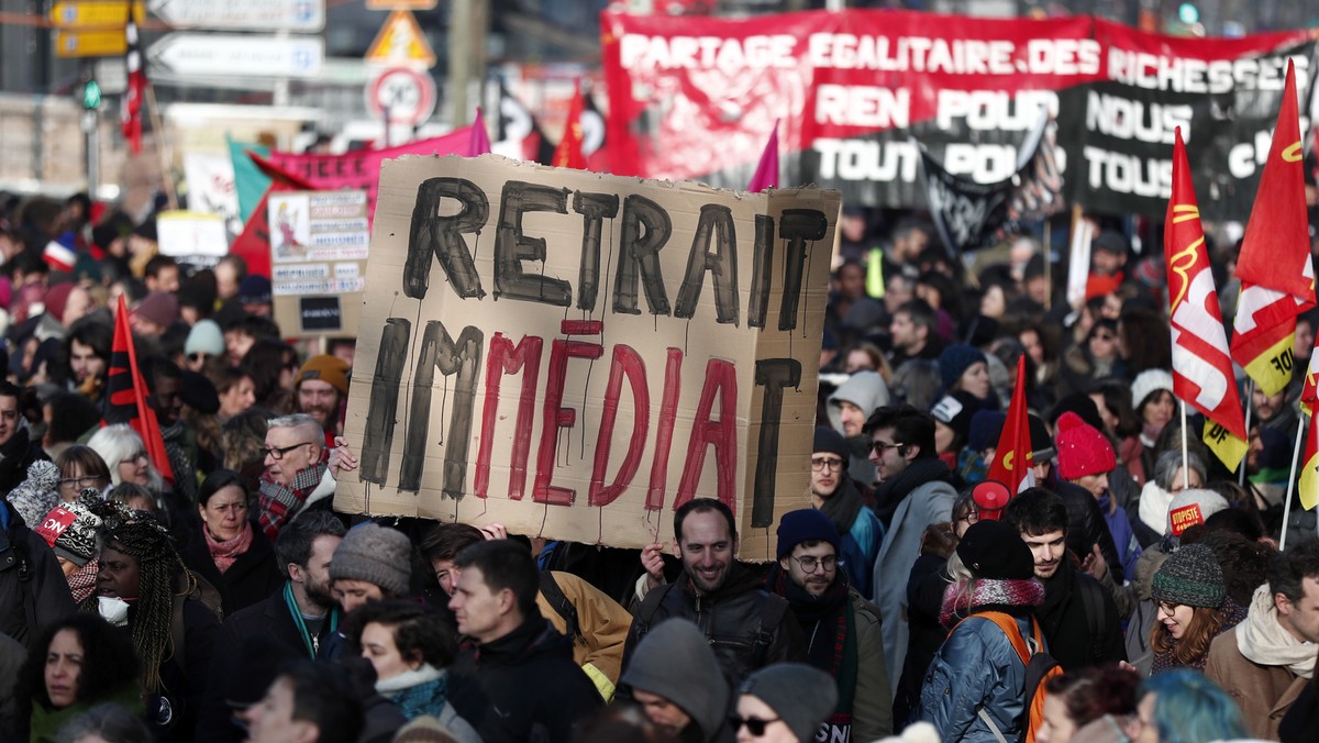 Francja: manifestacja ws. reformy emerytalnej. Wieża Eiffla zamknięta