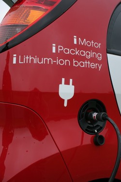 Japończycy pracują nad jednakową wtyczką