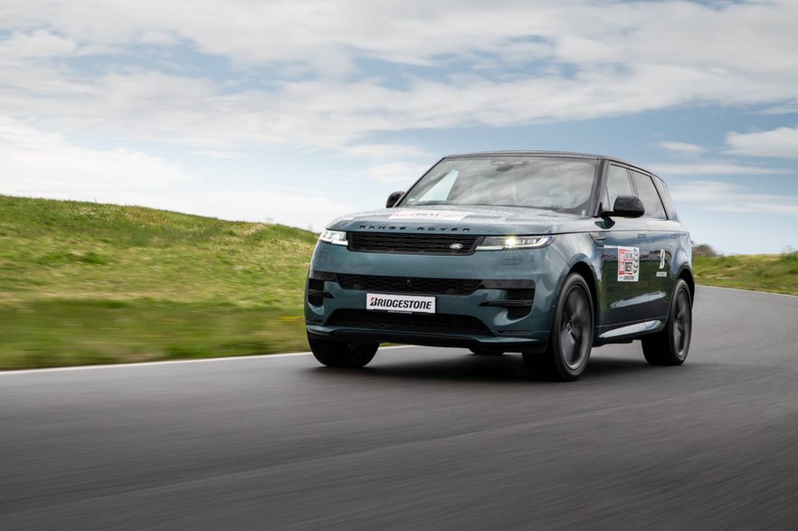 Test the Best – Range Rover Sport P510e