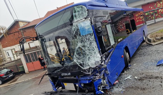 Sudar autobusa, Veliki Mokri Lug