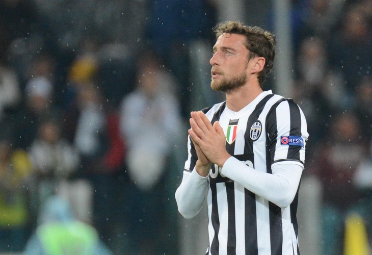 <b>9. Juventus Turyn - wycena 850 mln dol.</b>
<br>
<br>
Przychody: 354 mln dol. 
<br>
<br>
Zysk operacyjny: 66 mln dol.  
<br>
<br>
Wygrane - między innymi Serii A po raz drugi z rzędu i ćwierćfinał Ligi Mistrzów - dały drużynie 85 mln dol. zysku.
<br>
<br>
Juventus jest najbardziej utytułowanym włoskim klubem – ma na koncie trzydzieści oficjalnych tytułów mistrza kraju, dziewięć Pucharów Włoch i sześć Superpucharów Włoch. W rozgrywkach międzynarodowych zespół zwyciężył dwa razy w Lidze Mistrzów, zdobył jeden Puchar Zdobywców Pucharów, a także trzy Puchary UEFA.