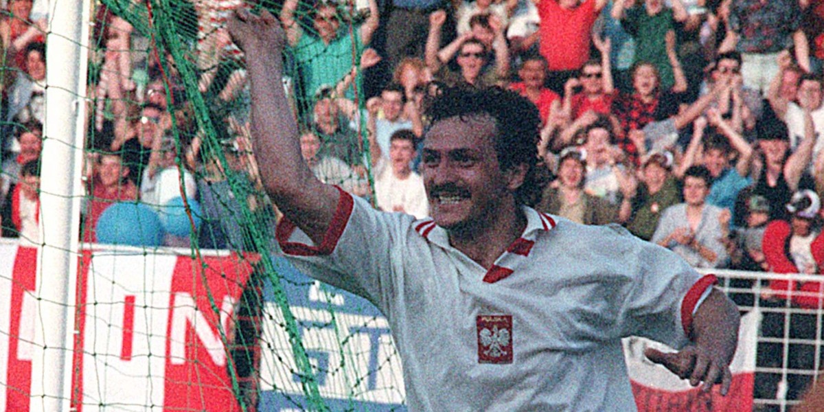 Jan Furtok chwilę o zdobyciu gola ręką w meczu z San Marino w 1993 r. 