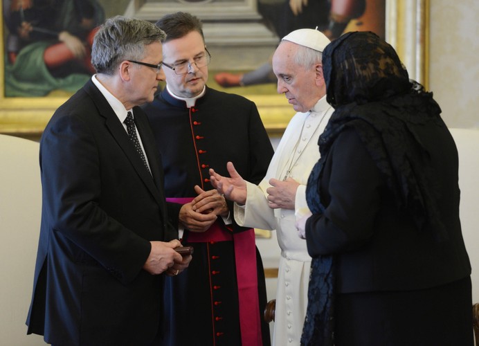Prezydent Komorowski na audiencji u papieża Franciszka