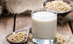 Mleko roślinne – ryżowe, sojowe, migdałowe, kokosowe, sezamowe. Sposób przygotowania mleka roślinnego