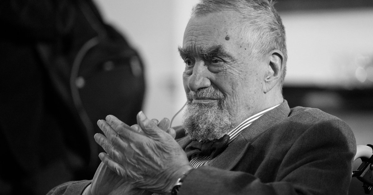 Zemřel známý český politik Karel Schwarzenberg.  Byl známý svou spoluprací s Polskem