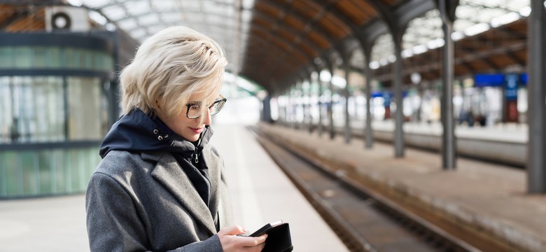 "Opóźnienie pociągu może ulec zmianie"? Teraz sprawdzimy to w telefonie