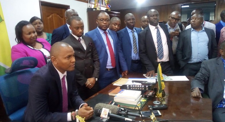 Nairobi County MCAs on Tuesday with Nairobi County Assembly Majority Chief Whip Chege Mwaura who was elected the new temporary speaker.