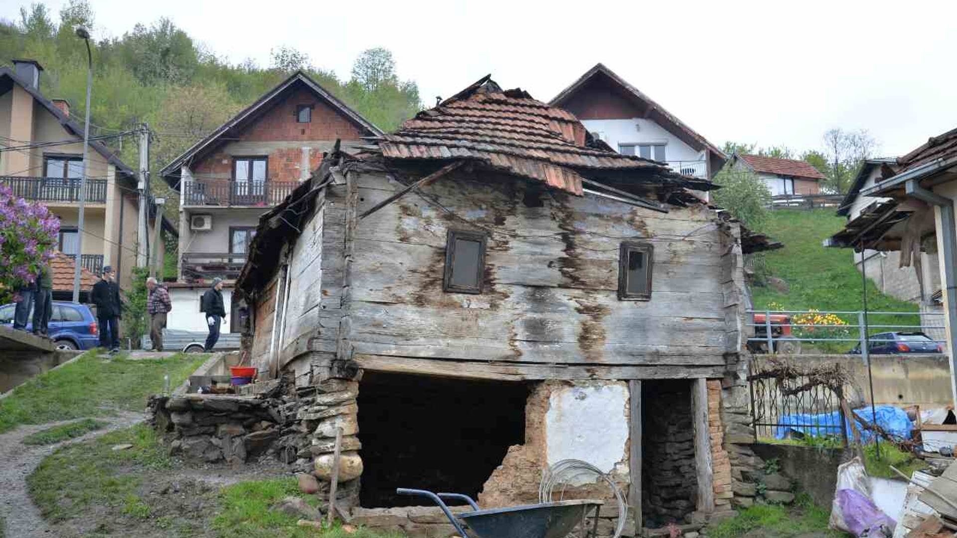 Pobeda humanosti: Ivanjičani grade kuću siromašnim komšijama