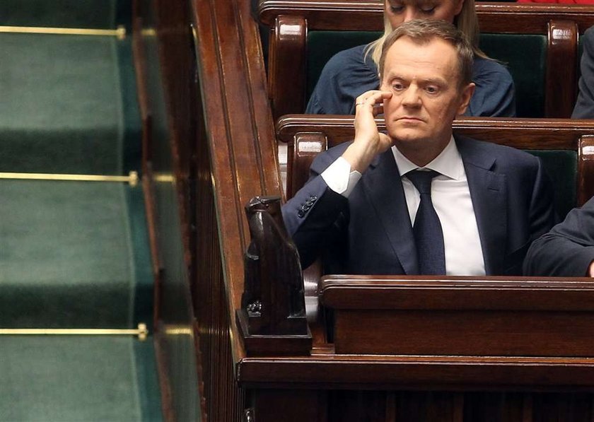 Profesor ujawniła: Tusk korzysta z pomocy psychologa