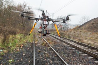 Oto zdjęcia dronów testowanych w PKP Cargo [GALERIA]