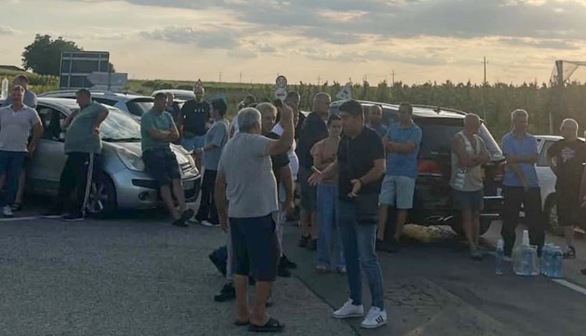 Blokiran granični prelaz između Srbije i Hrvatske