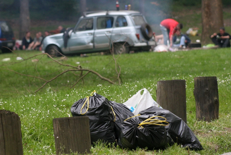 Uredno popakovano smeće pronalazili smo na svakom koraku