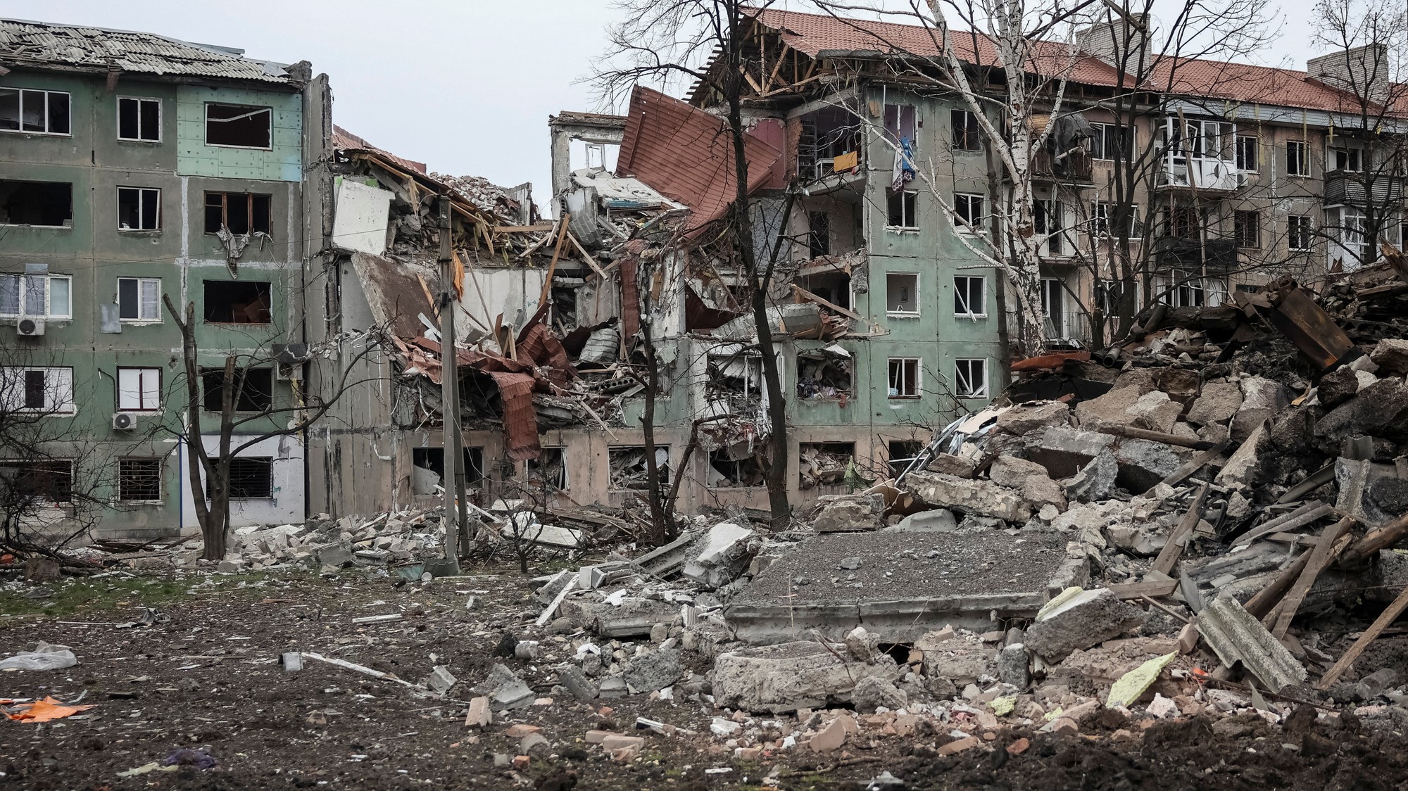 Dôsledky pokračujúcich ruských útokov na ukrajinské mestá, REUTERS